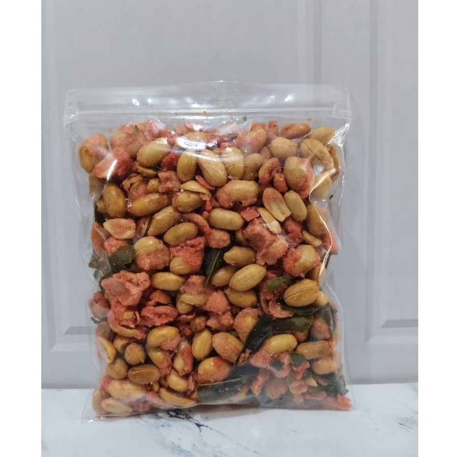 

KACANG THAILAND BALADO DAUN JERUK/PEDAS 250gr