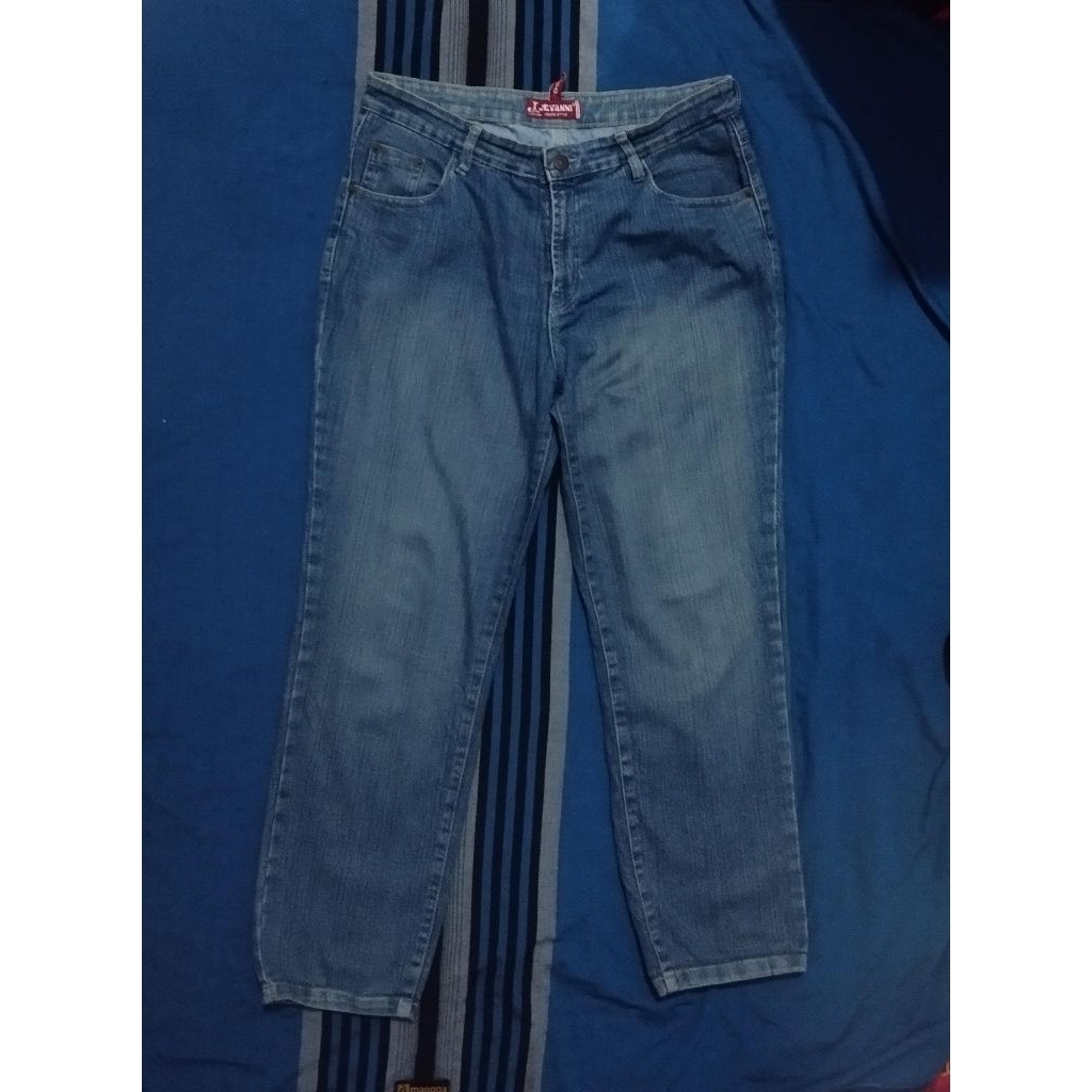 Celana Jevanni Jeans sz 33/34