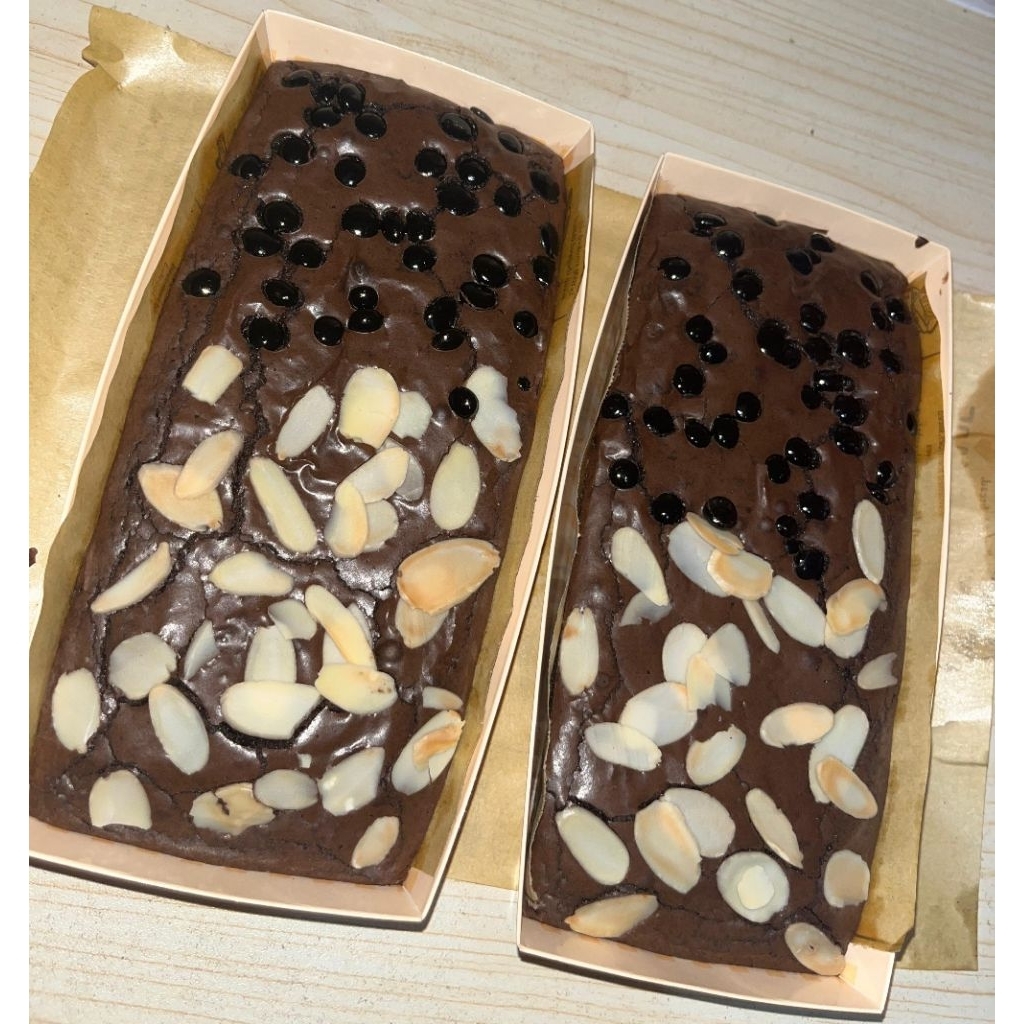 

Fudgy Brownies Toping uk7x17cm