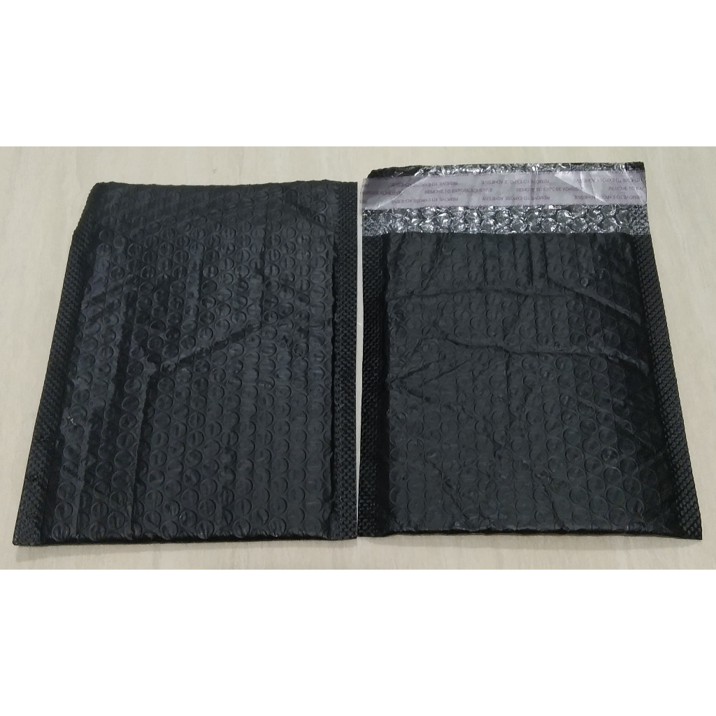 

Bubble Mailer/ Amplop Bubble Ukuran 15x20 Warna Hitam Jual PerPcs