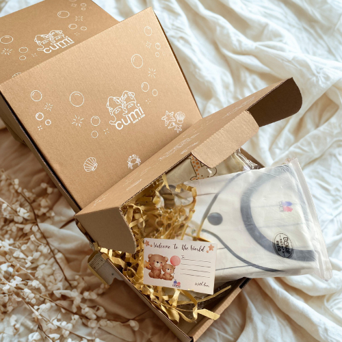 

CUMI | Gift Box Anak Kotak Hadiah Karakter Kotak Kado Spesial New Born Happy Birthday