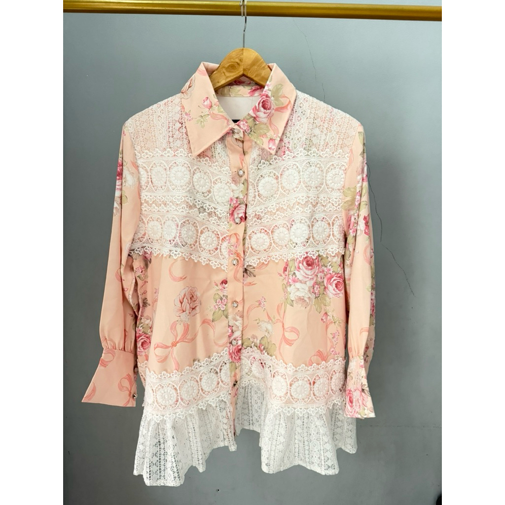 Atasan meijiwang renda