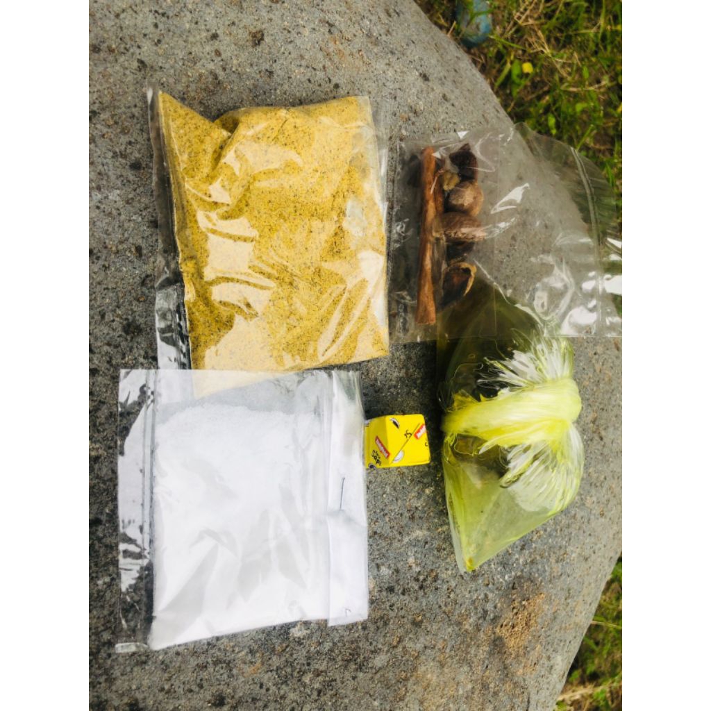 

BUMBU SOTO PADANG LENGKAP (Bumbu bubuk+Minyak soto+rempah2+magi+vetsin)