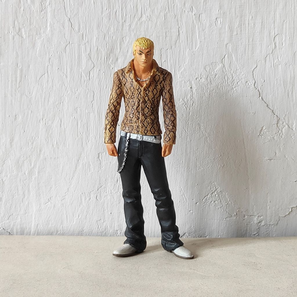 FIGURE GURIKO HANAKI CROWS ZERO CROWSXWORST 1/18 / 10CM