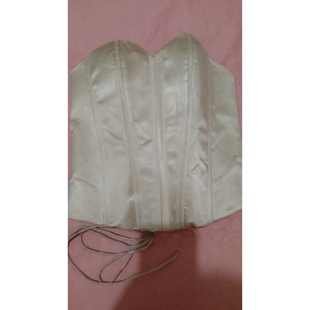 Kamisol warna kulit | Preloved