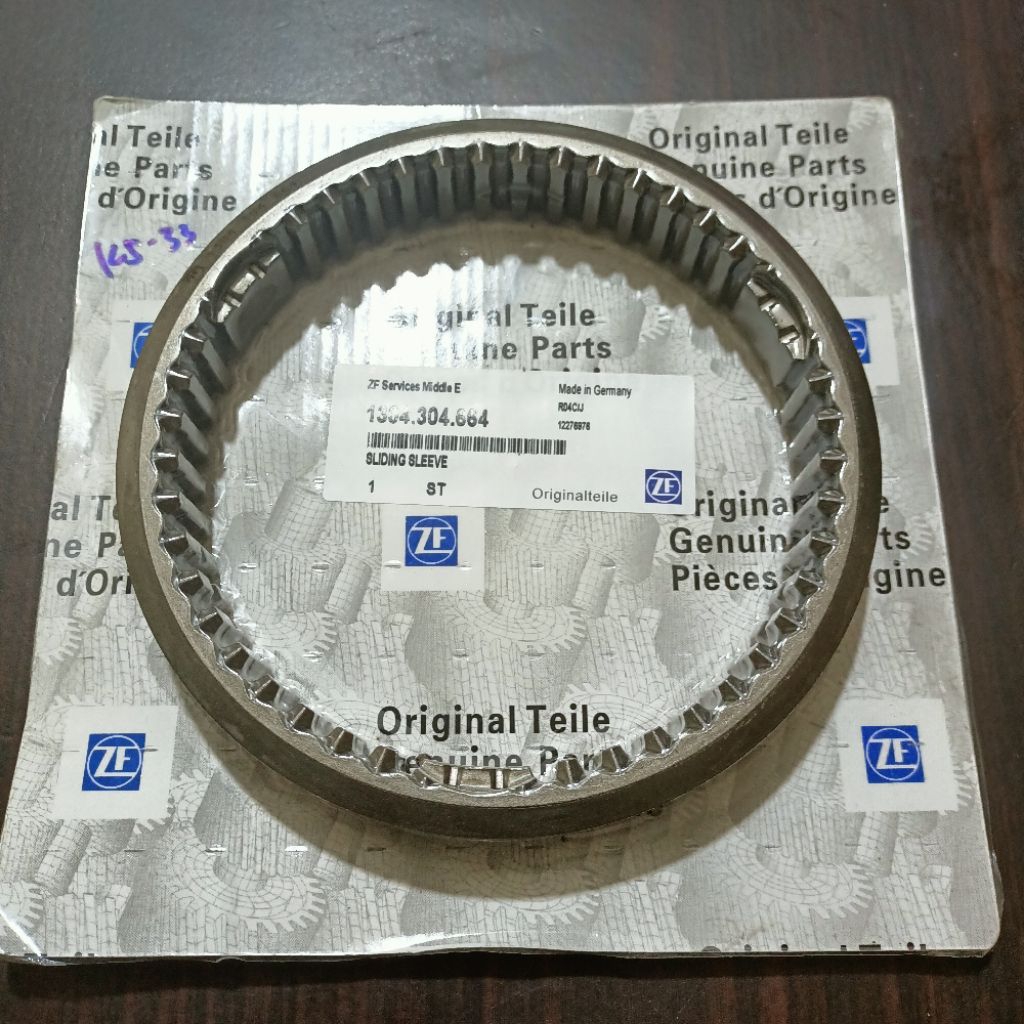 SLIDING SLEEVE TRANMISI ZF HINO 260TI ZF 1304.304.664