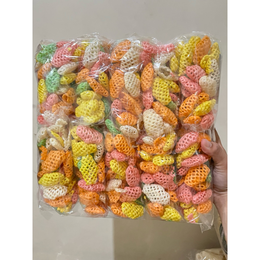 

kerupuk taro warna warni