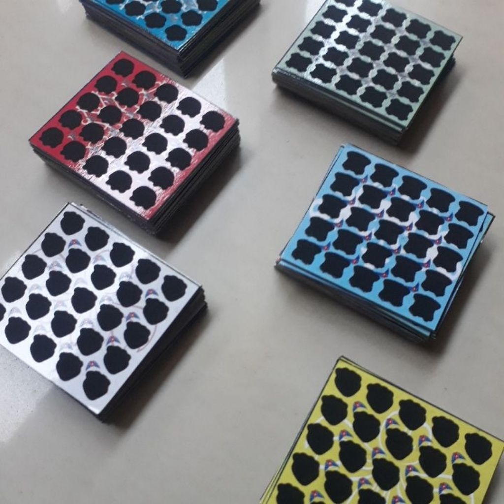 mainan gosok2 bom titik25 isi 1000 pcs sudah di gunting rapih