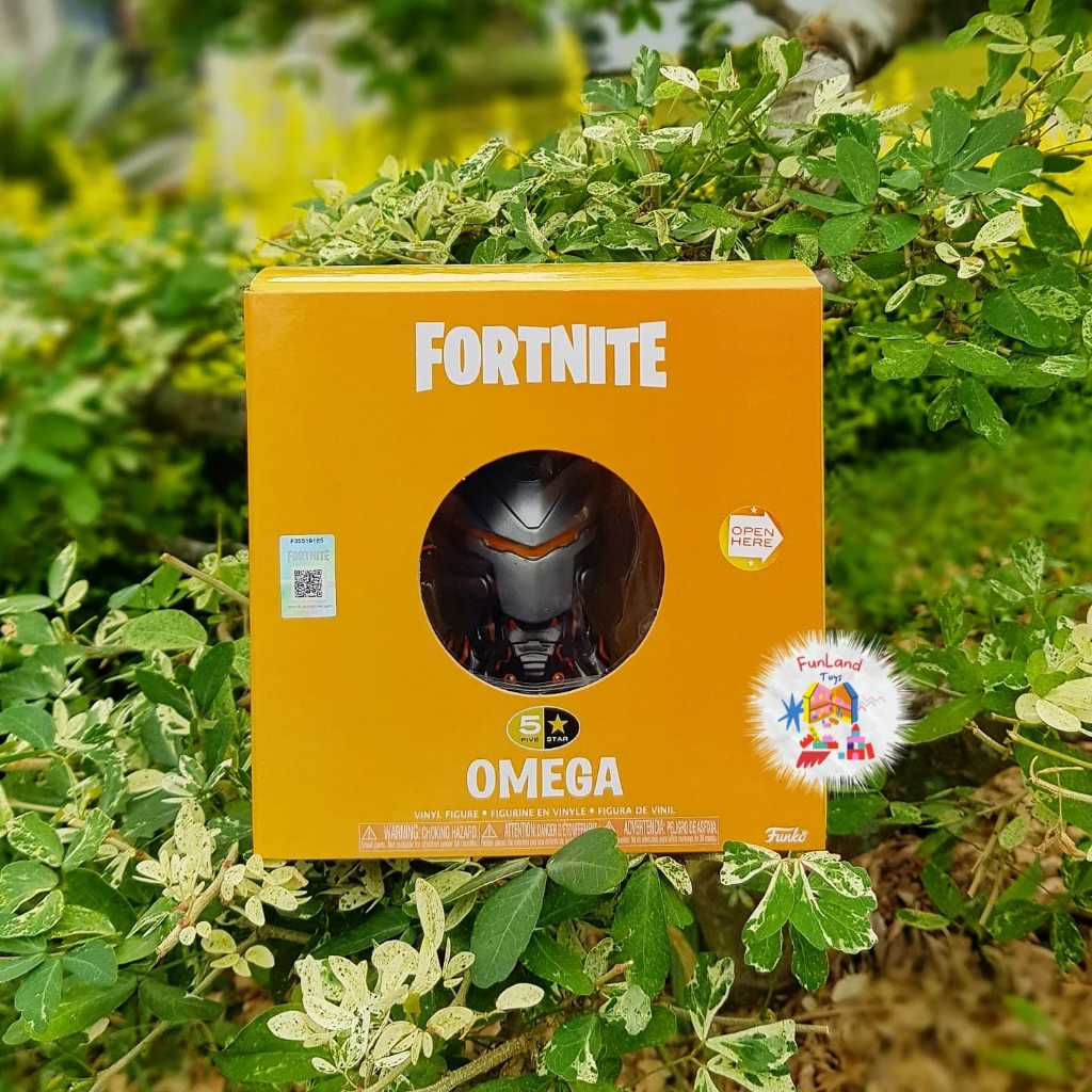 Funko 5 Star Games Fortnite - Omega with Pickaxe & Clinger Grenade