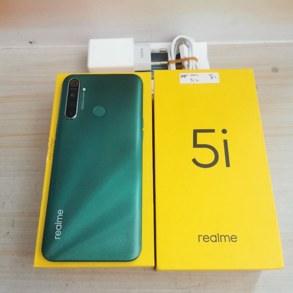 Realme 5i ram 4GB 64GB Hijau Bekas - Fullset Garansi Resmi - Second