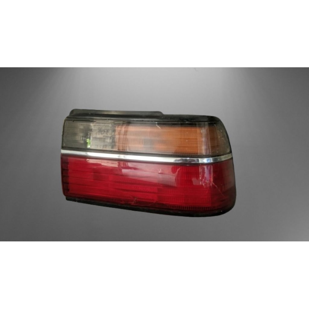 Stoplamp Lampu Belakang Toyota COROLLA TWINCAM AE92 tahun 1990-1993 original koito KANAN ONLY RH