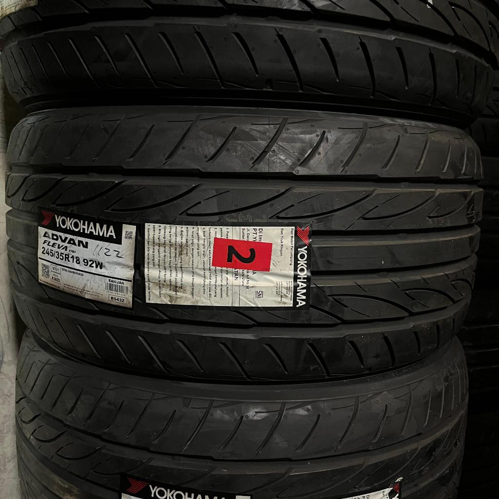 Ban Mobil Yokohama Advan Fleva V701 245 35 Ring 18
