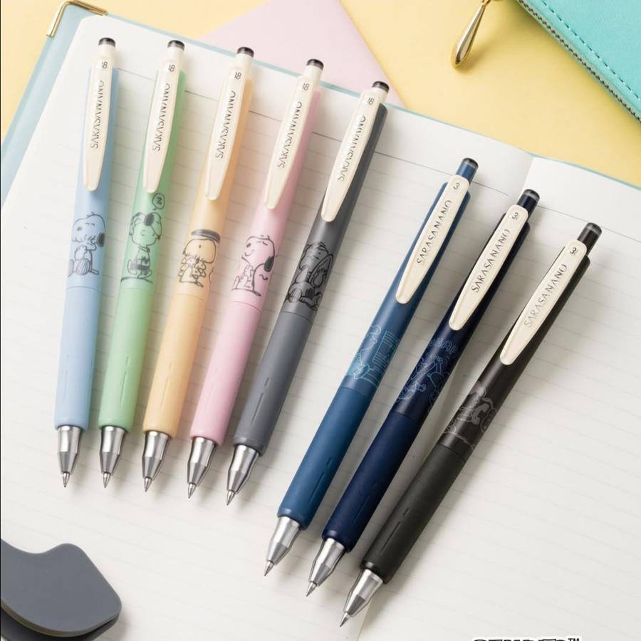 

Zebra Sarasa Nano Peanuts Snoopy 0.38mm Vintage Smoke Colors Gel Pen Pulpen Limited Edition