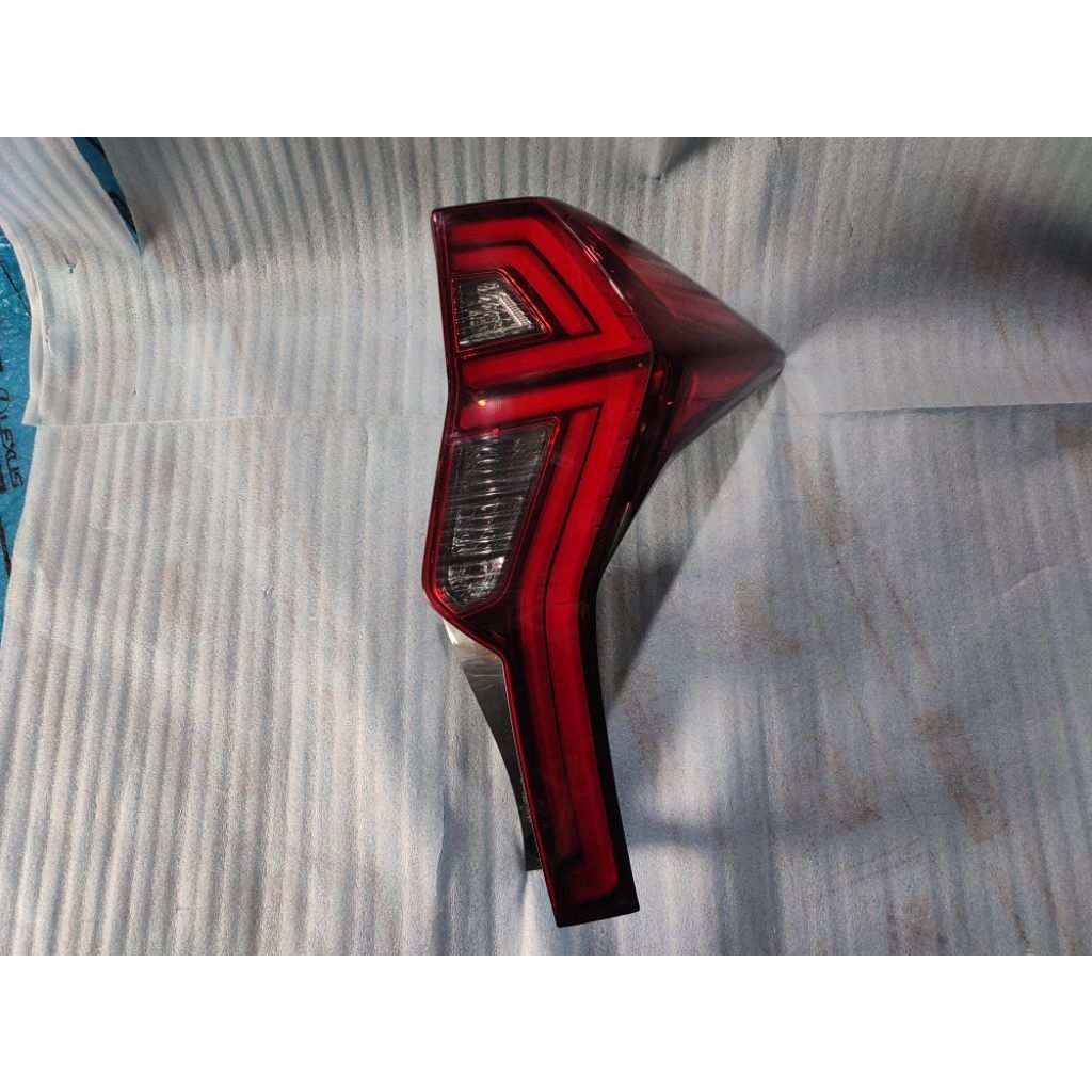 Stoplamp lampu belakang Mitsubishi Pajero sport All new 2021 2022 Kanan