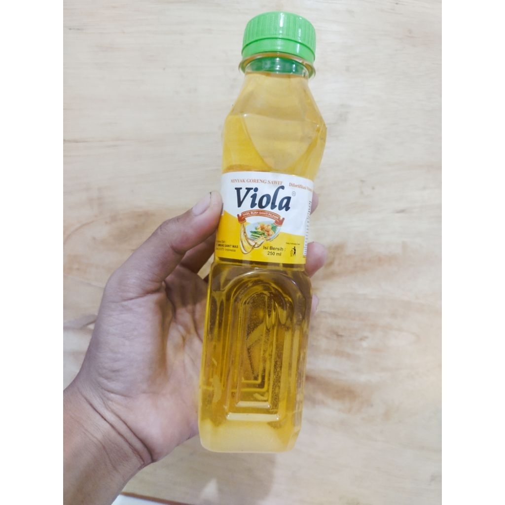 

minyak goreng viola 250ml EXP Des 2027