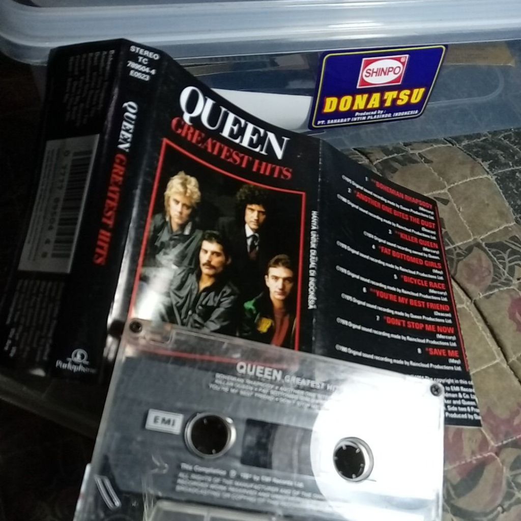 kaset pita queen greatest hits 1