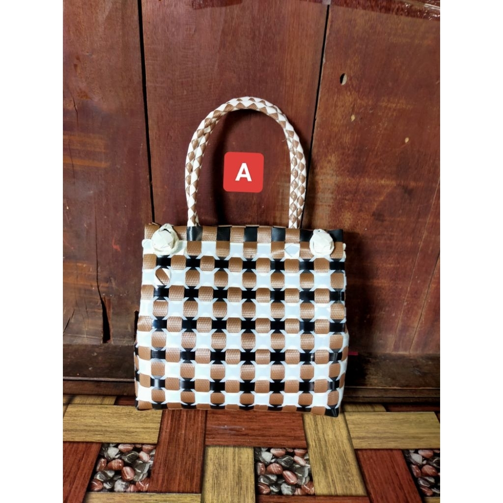 Tas Ayaman cantik dan kekinian