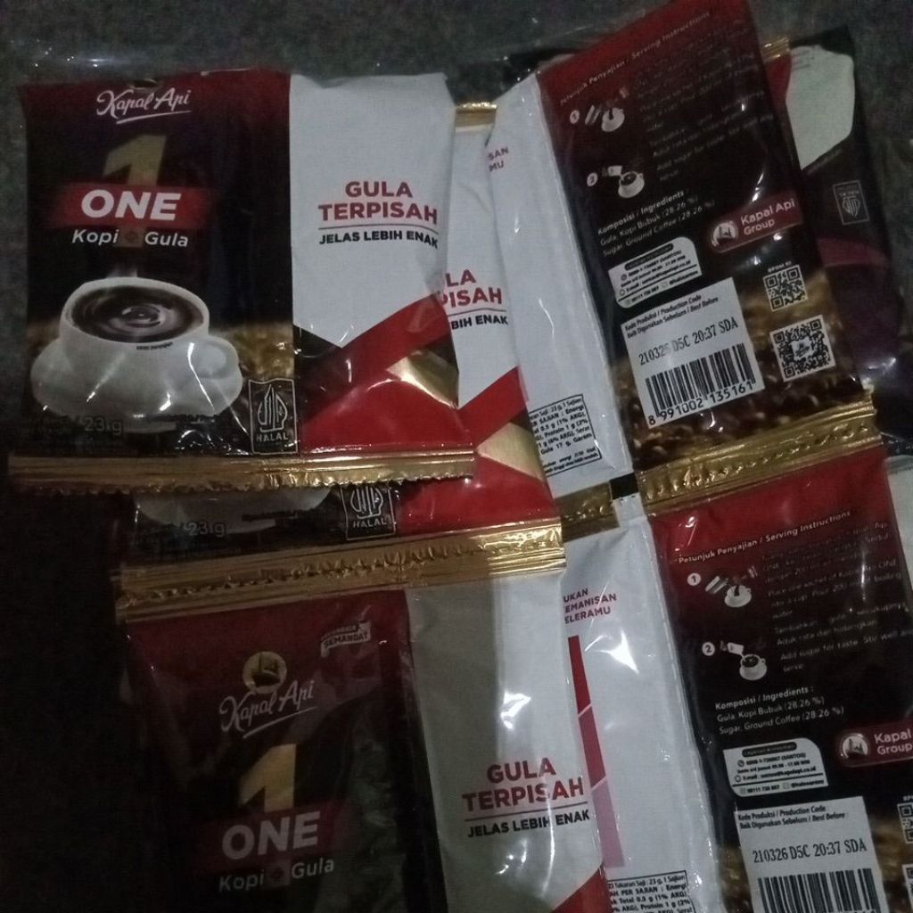 

terbaru kopi KAPAL API ONE gula terpisah satu renceng 10 sachet