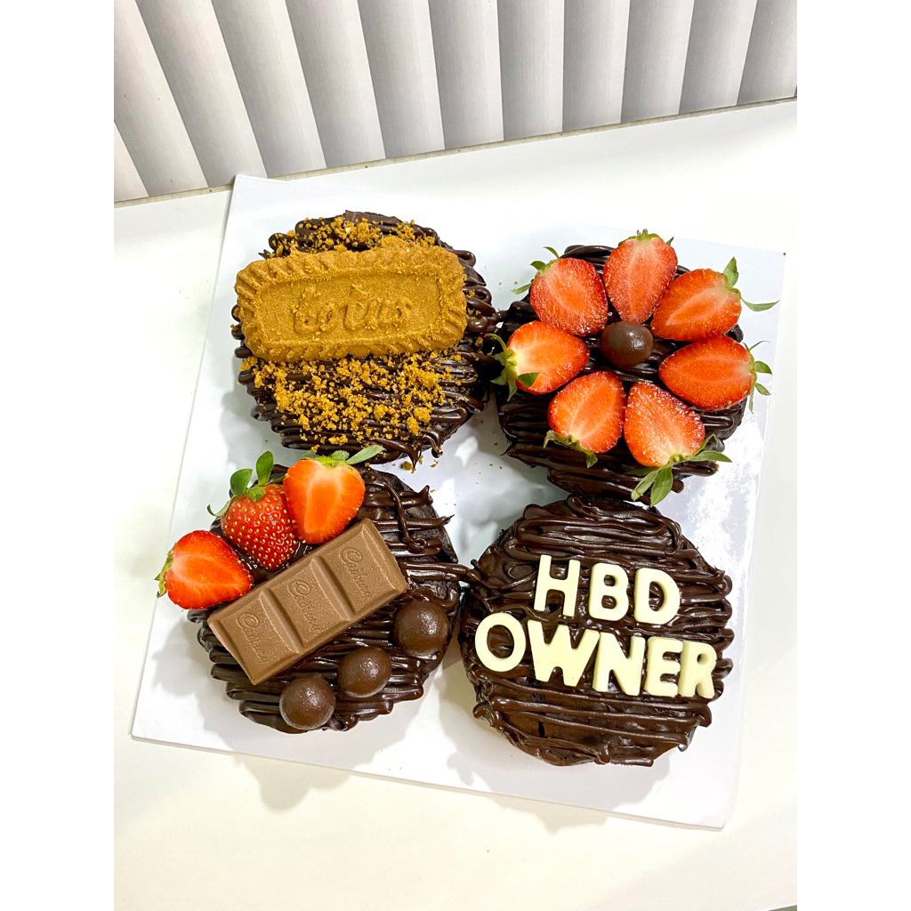 

Brownies Birthday Fudgy Brownies 4 lingkaran (Box of 4) FREE LILIN