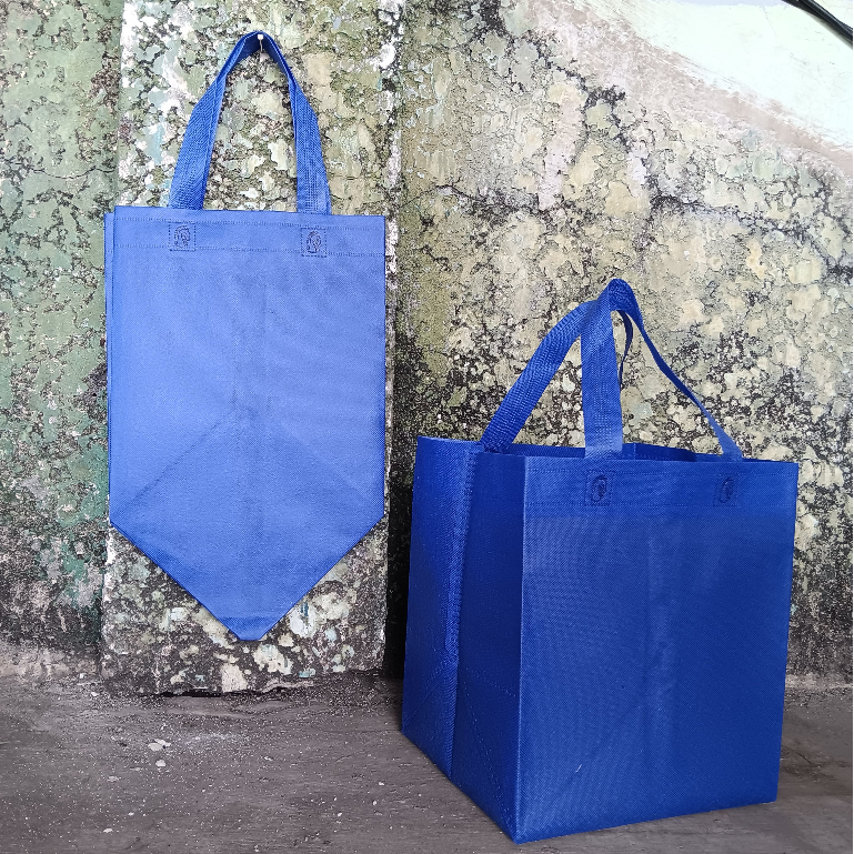 

Tas Handle Box Press 27x25 ( ISI 60PCS ) Tas Spunbond