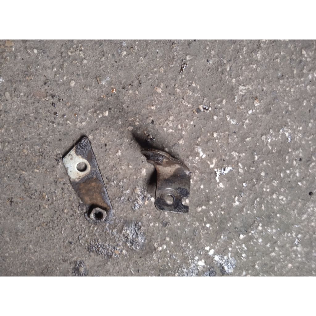 dudukan breaket breket sayap suzuki rc rc100 bravo