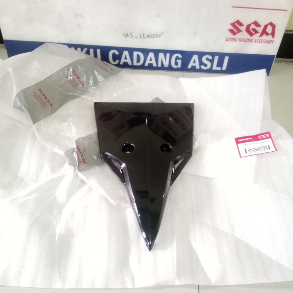 64302KVBN51 Panel Dasi Dada Depan Honda Vario 110 Techno Karbu Warna Violet Hitam Keunguan Original 