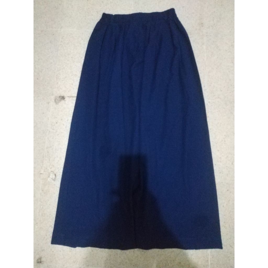 Preloved rok rempel biru SMP merk Seragam/OR101