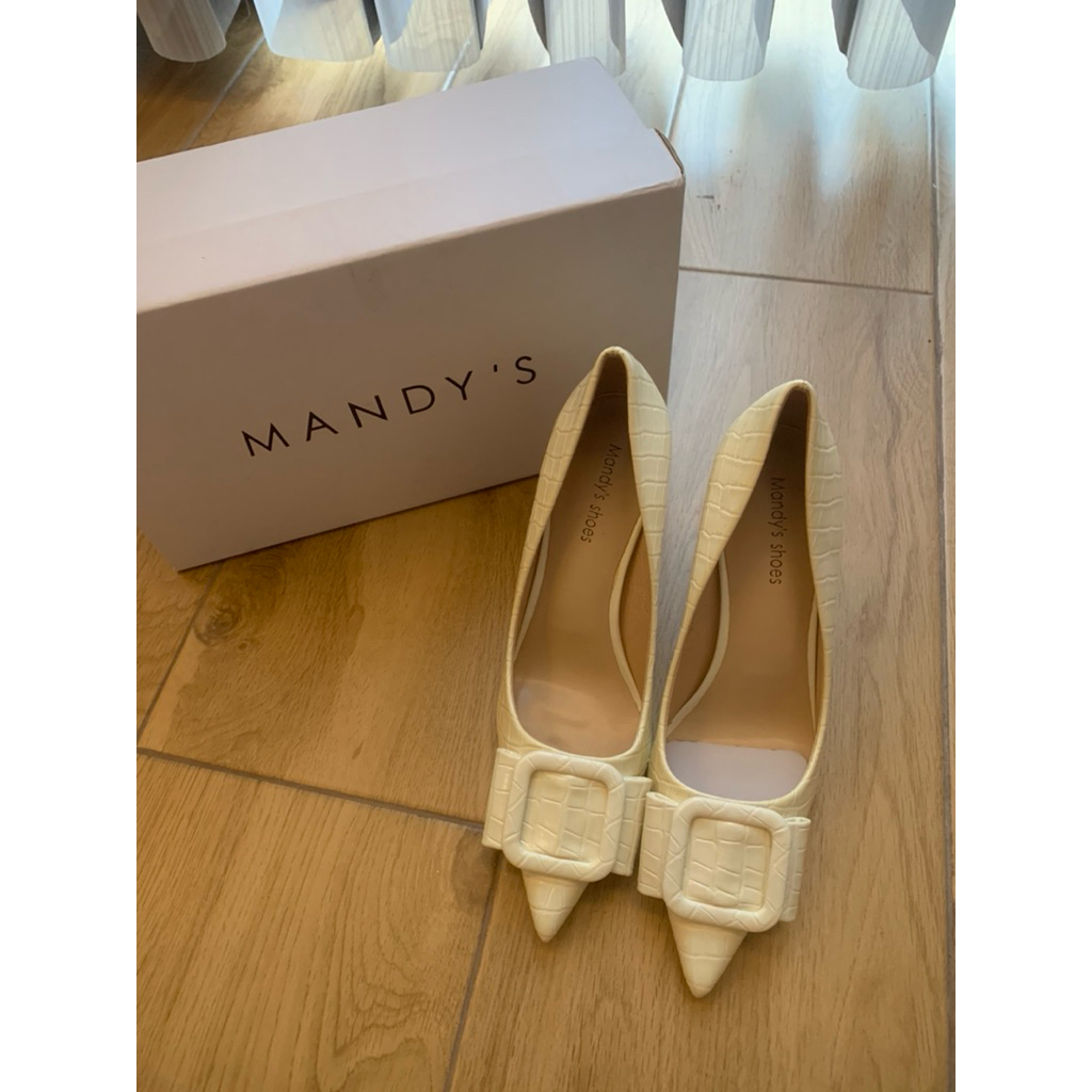 mandy’s heels new