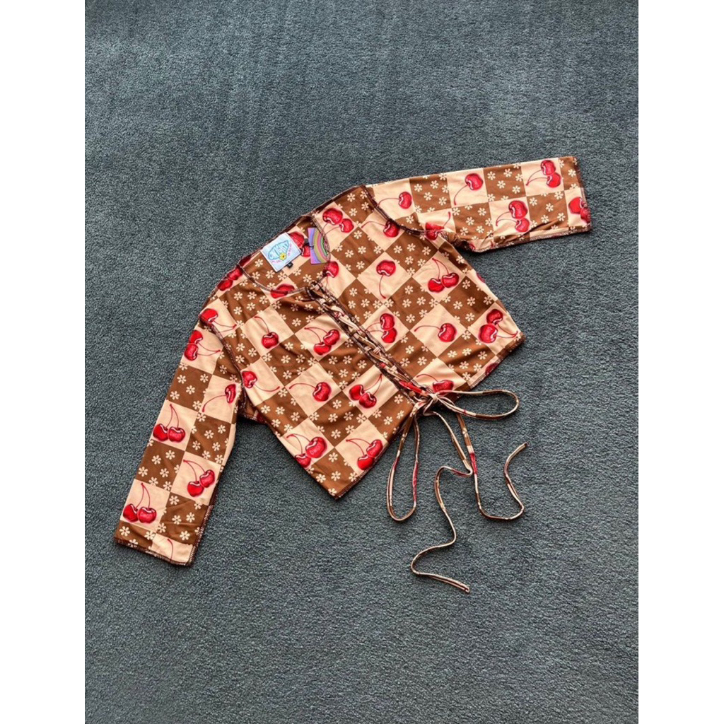 Atasan croptop kotak cherry Omighty
