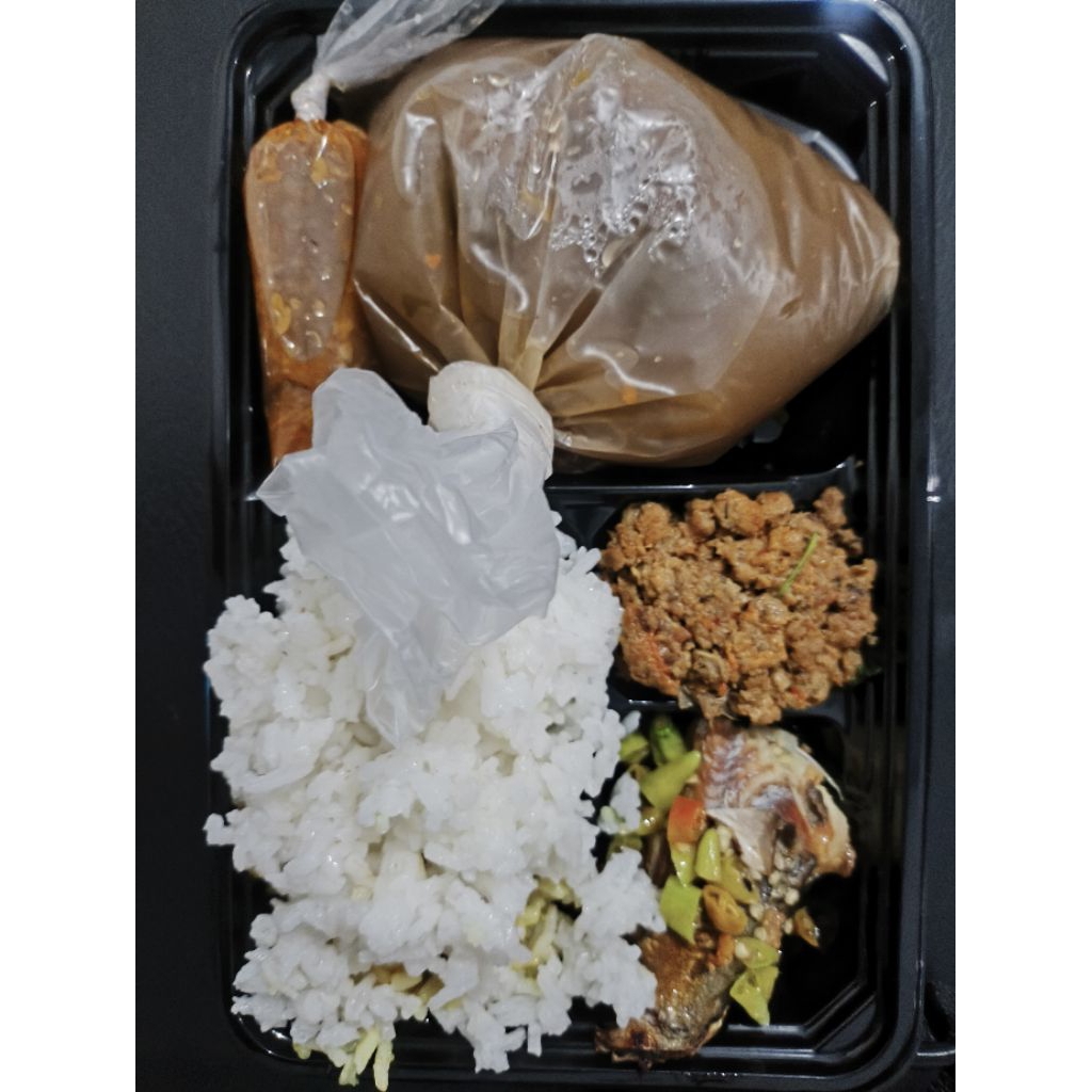 

CHILI SMOKE FISH porsi besar