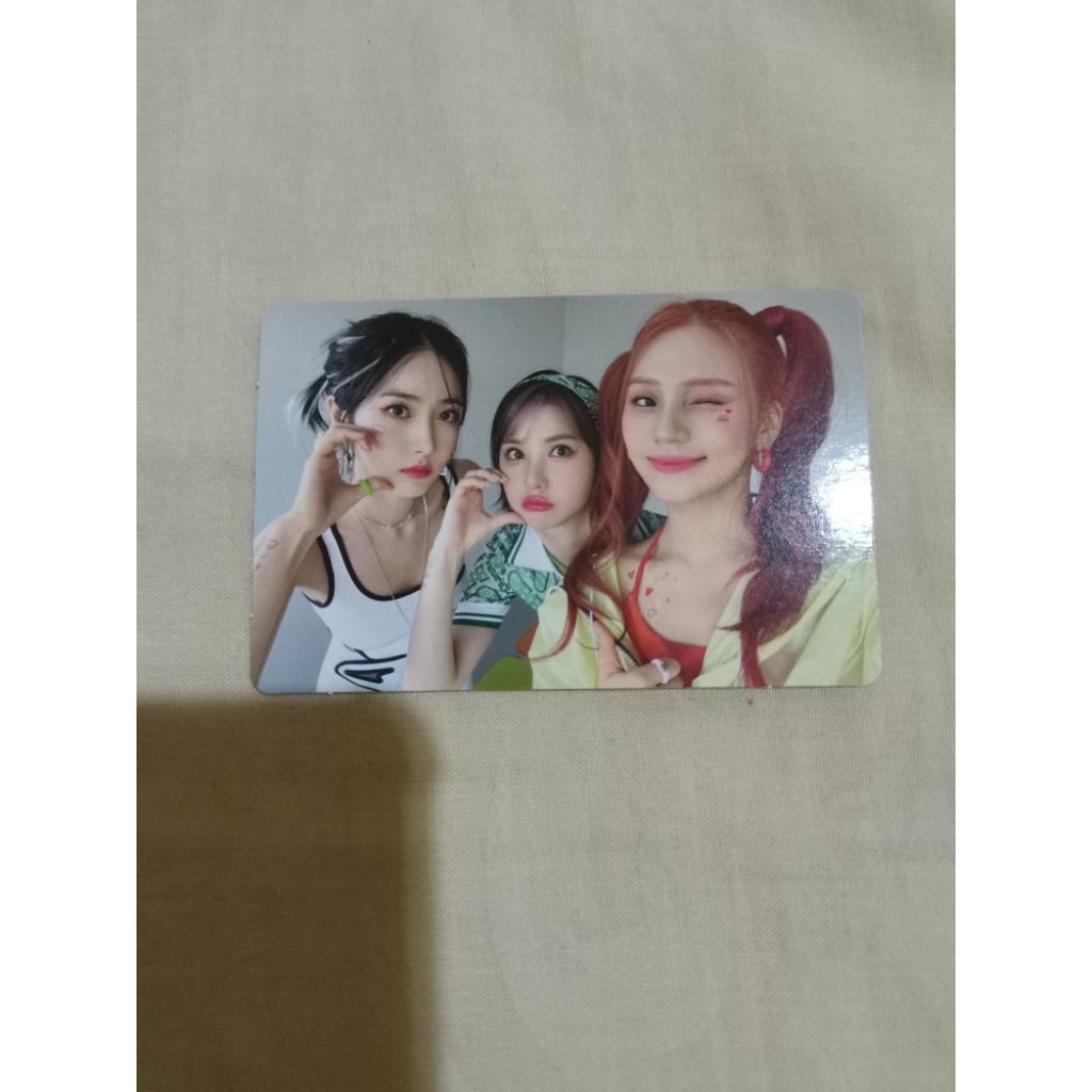 photocard viviz