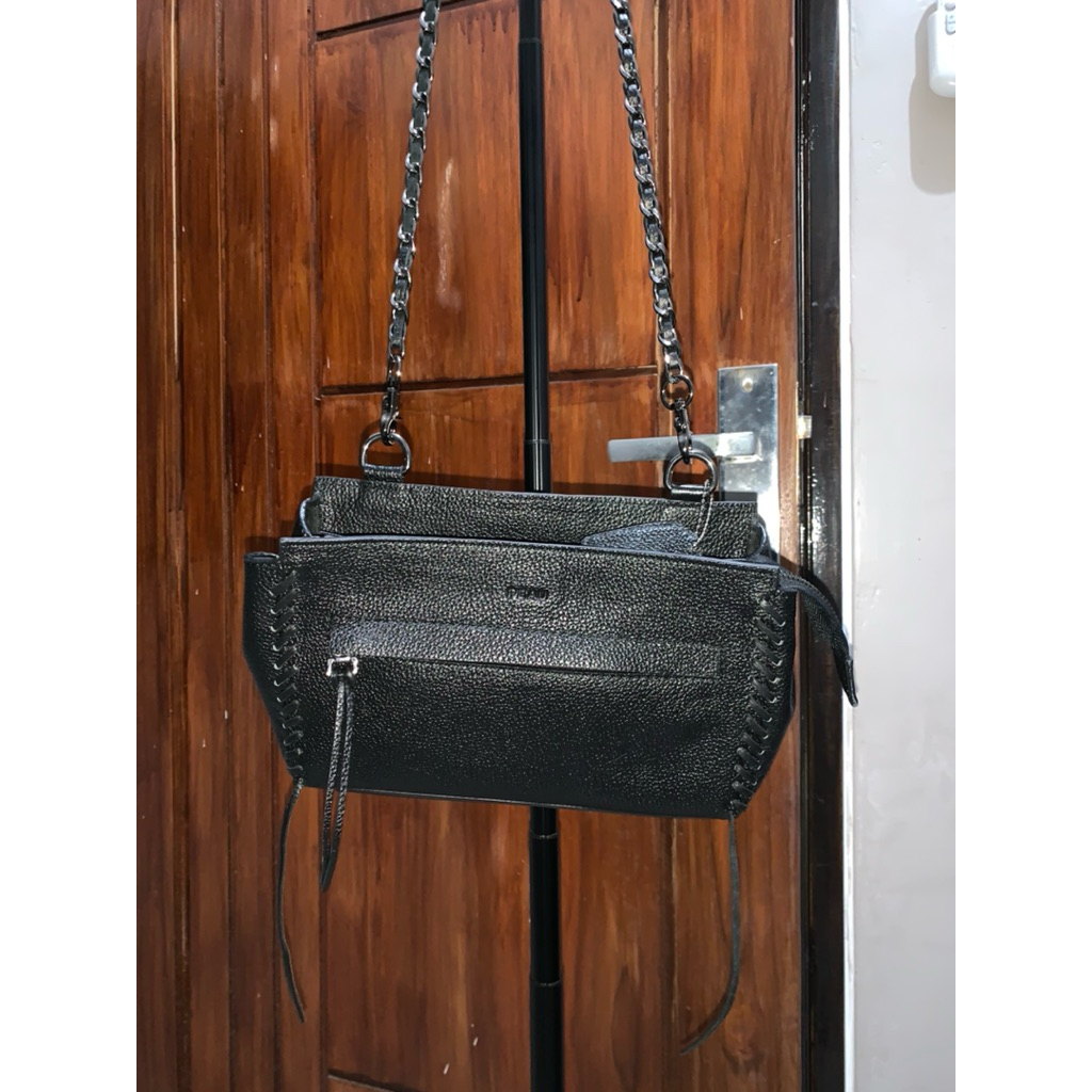 Kanya Bag PEAU preloved