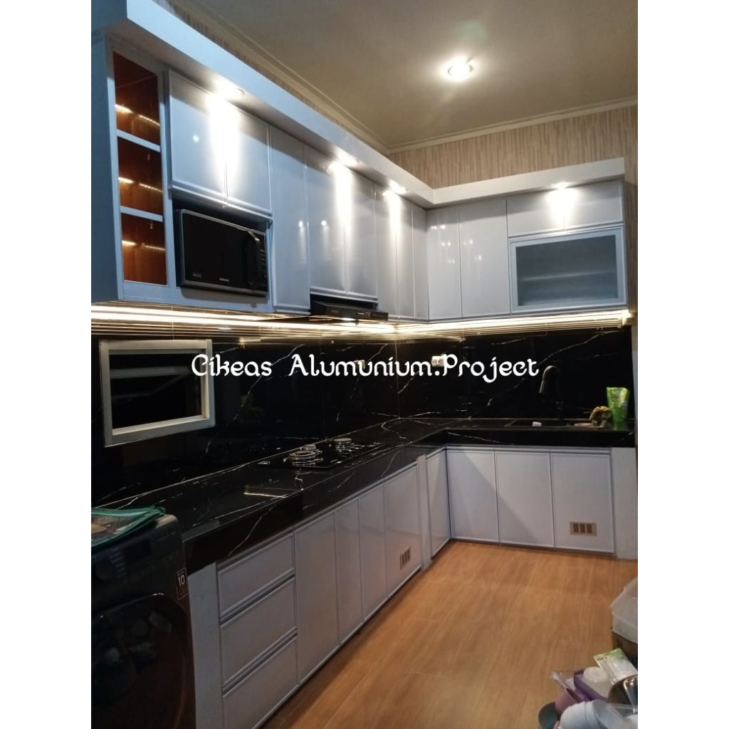 kitchenset,kitchenset aluminium,kitchenset aluminium minimmalis,tinggi standar