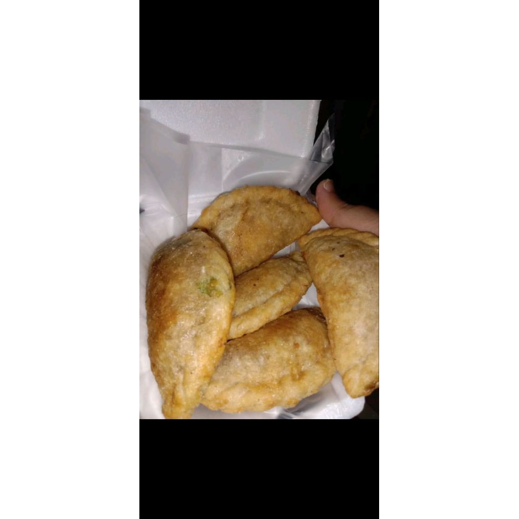 

cireng isi ayam suir maknyos