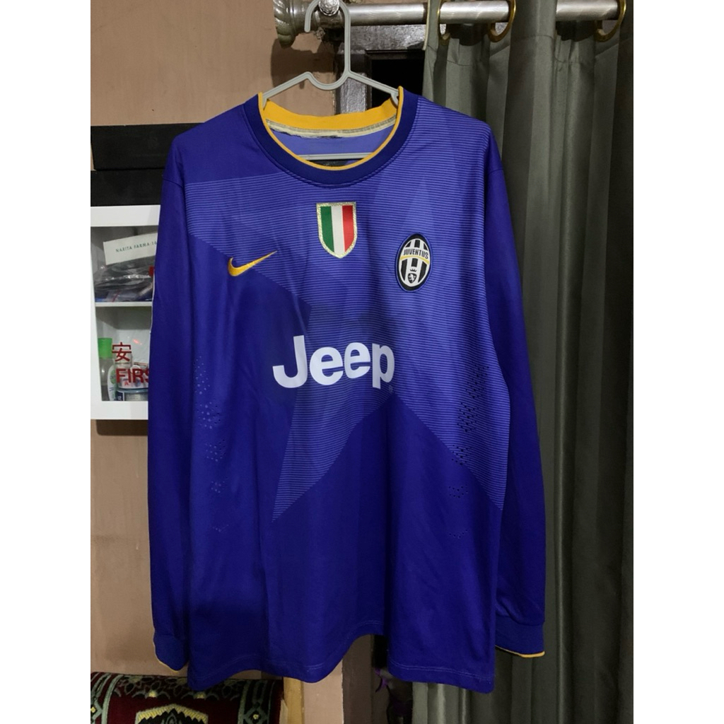 Preloved Jersey Juventus LS away