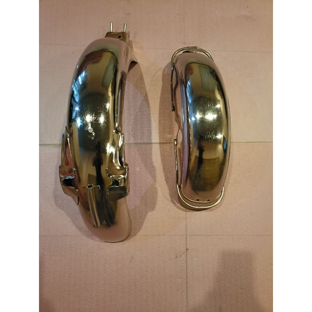 Spakbor/ Slebor CB 100 CB 125 Depan Belakang