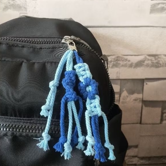 FLOWER BAGCHARM// gantungan tas // keychain flower