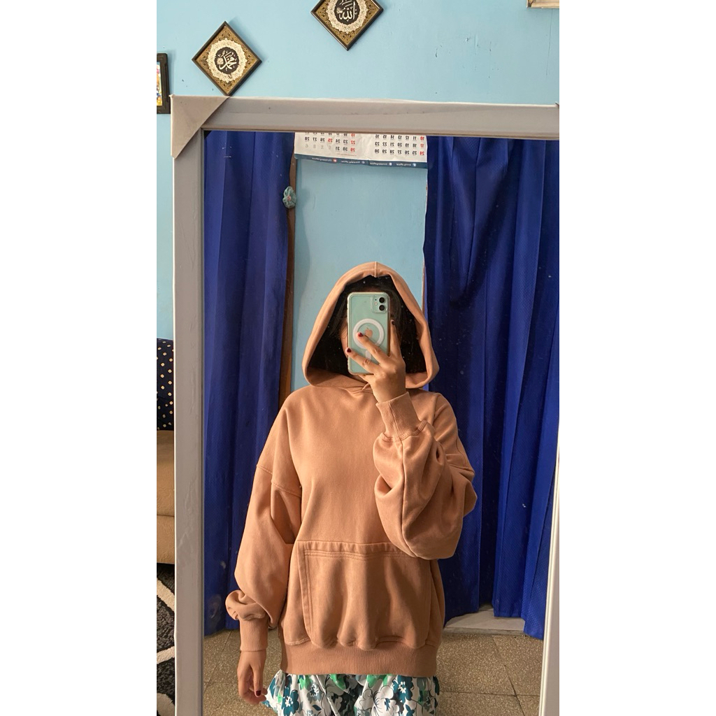 preloved hoodie wanita