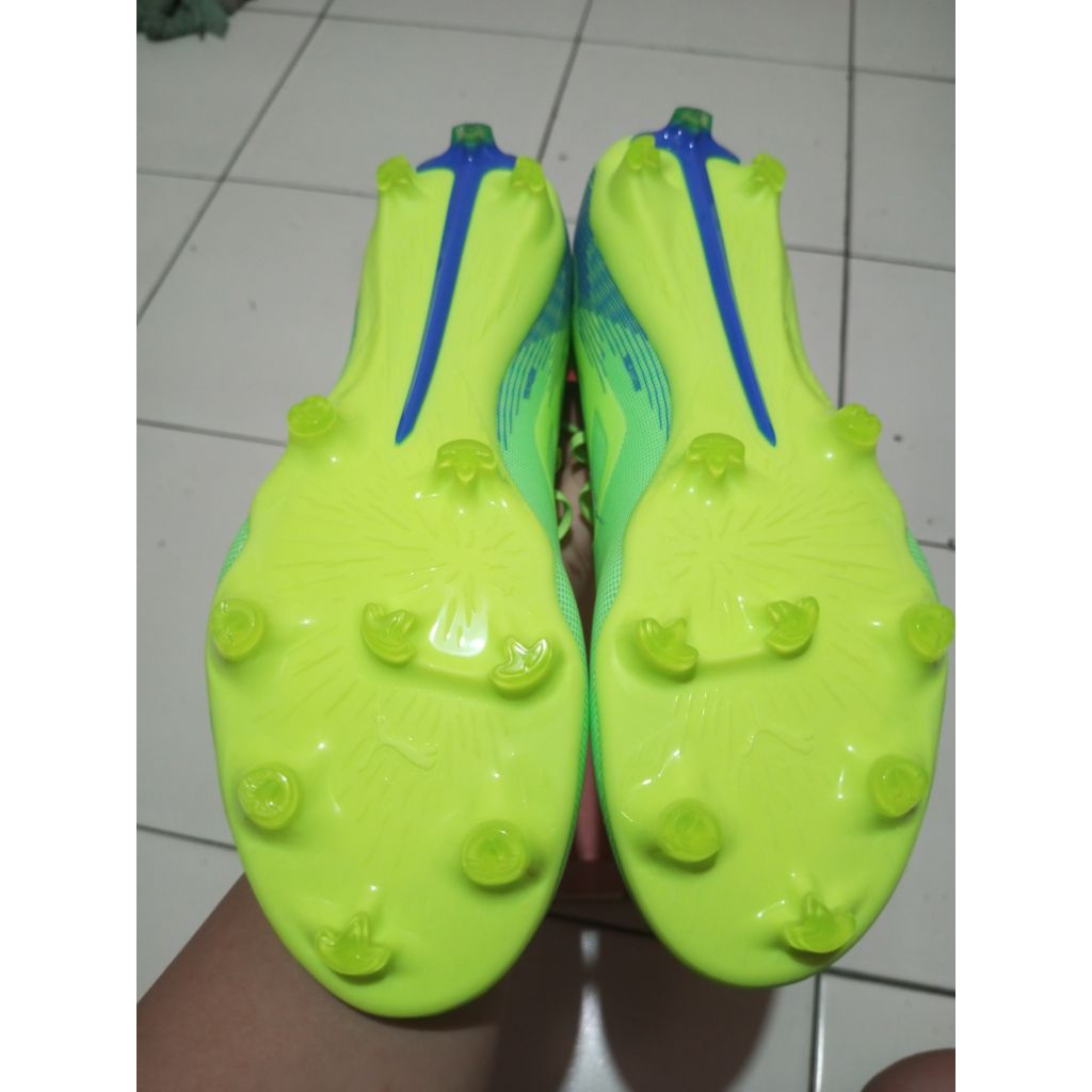 Sepatu Bola Puma Ultra 5 Macth Fg/Ag