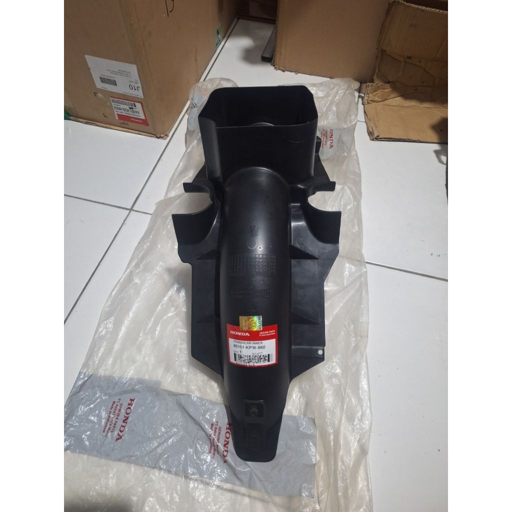 rear fender inner spakbor slebor belakang kolong bawah honda kirana 125 original ahm honda 80101-KPW