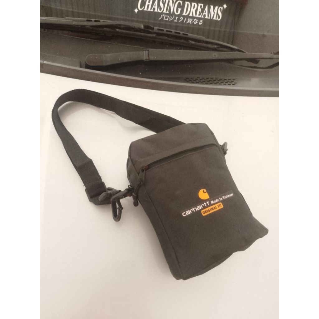 Tas Sling bag logo carhatt