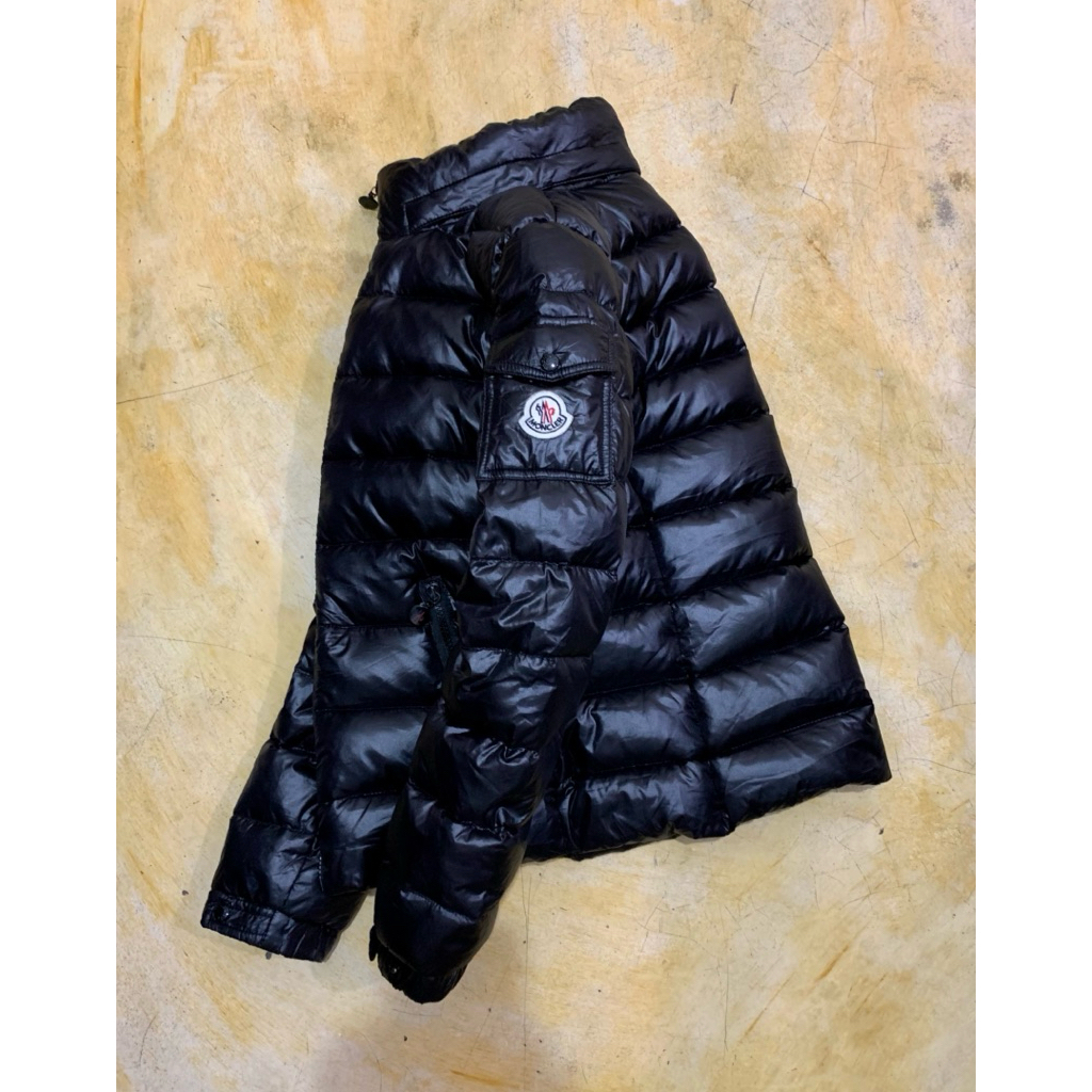 Moncler Jacket Bulang Puffer