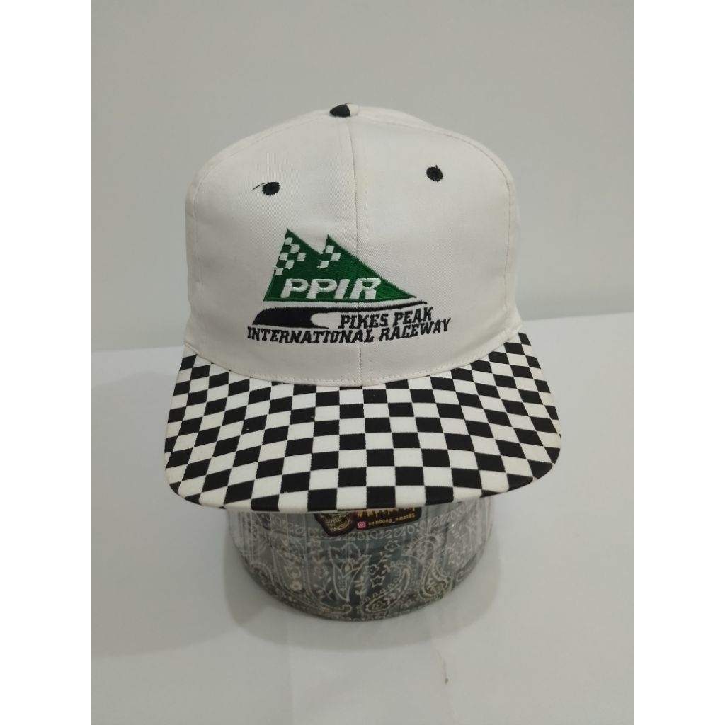 Vintage 1980's Pikes Peak Race Track Snapback