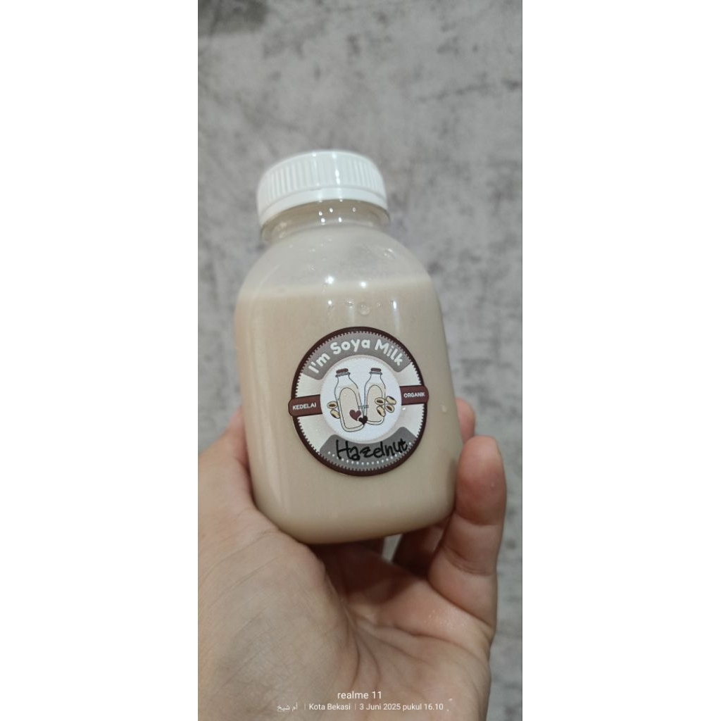 

Soya Milk Hazelnut Fresh (Susu Kedelai/Sule/SoyMilk)