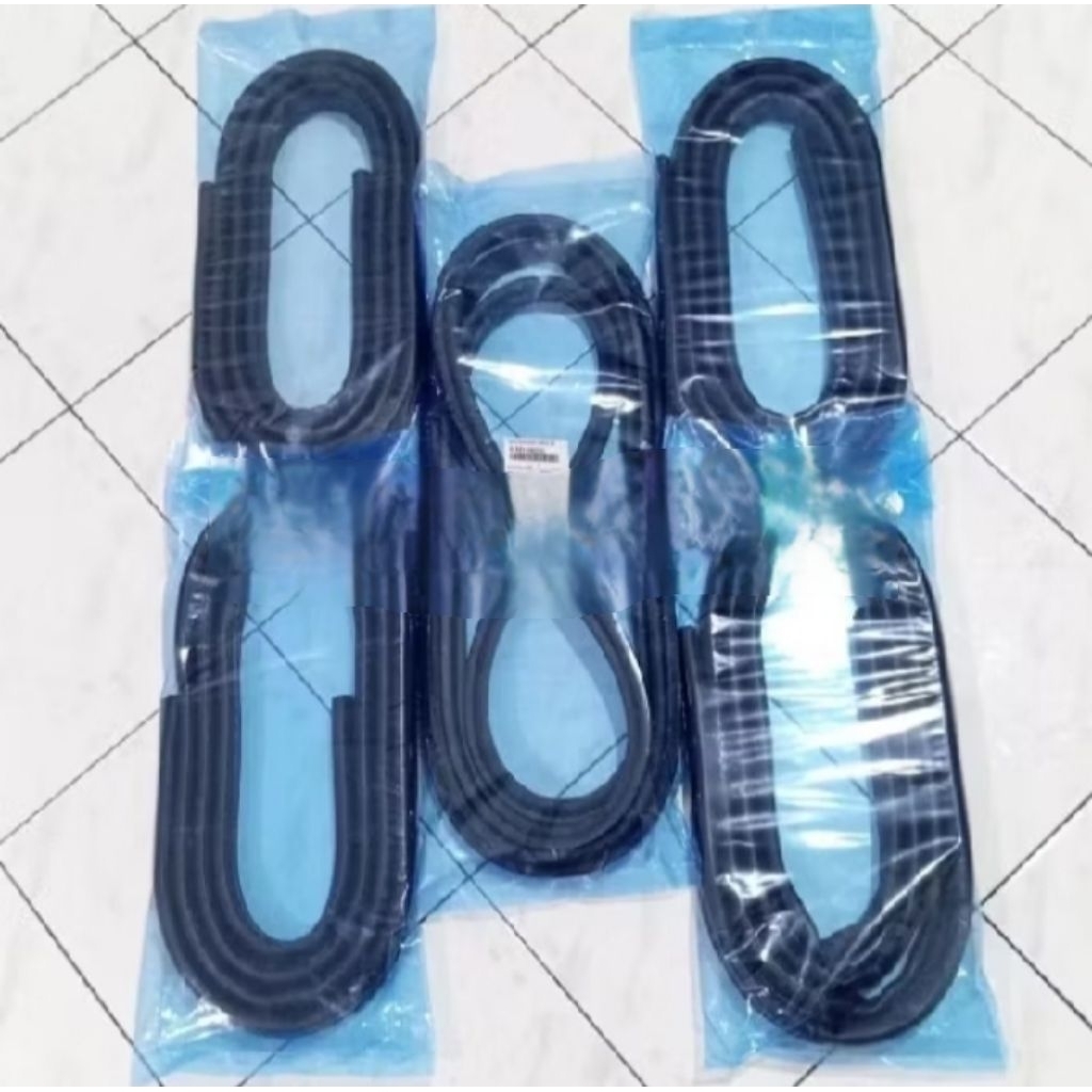 Karet balon pintu karet bagasi peredam pintu dan bagasi mobil Avanza all New (2014-2016)