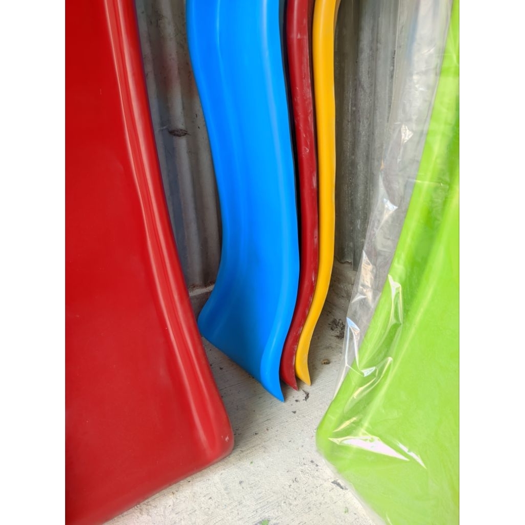 Perosotan Mainan Anak Kecil