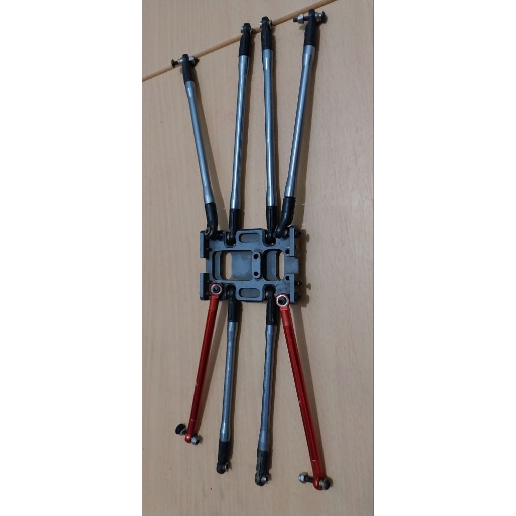 linkrod + skidplat 1/10 WB 313