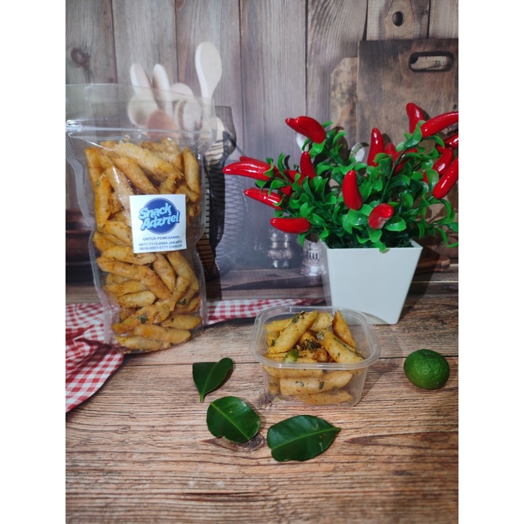 

LUMRING (lumpia kering) pedas daun jeruk