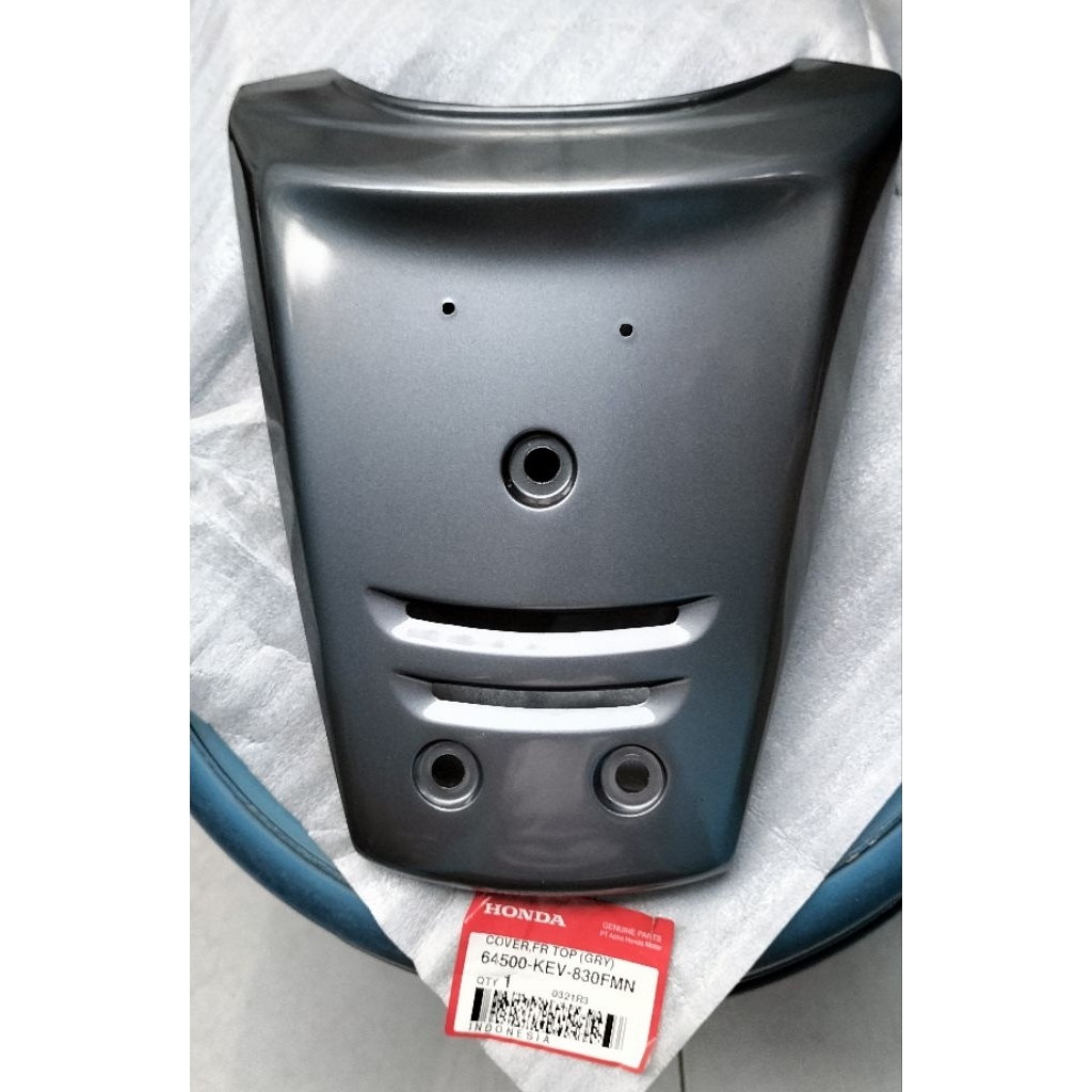 64500-KEV-830 FMN Panel Dasi Dada Supra X 100 lama warna Abu2 ORI AHM