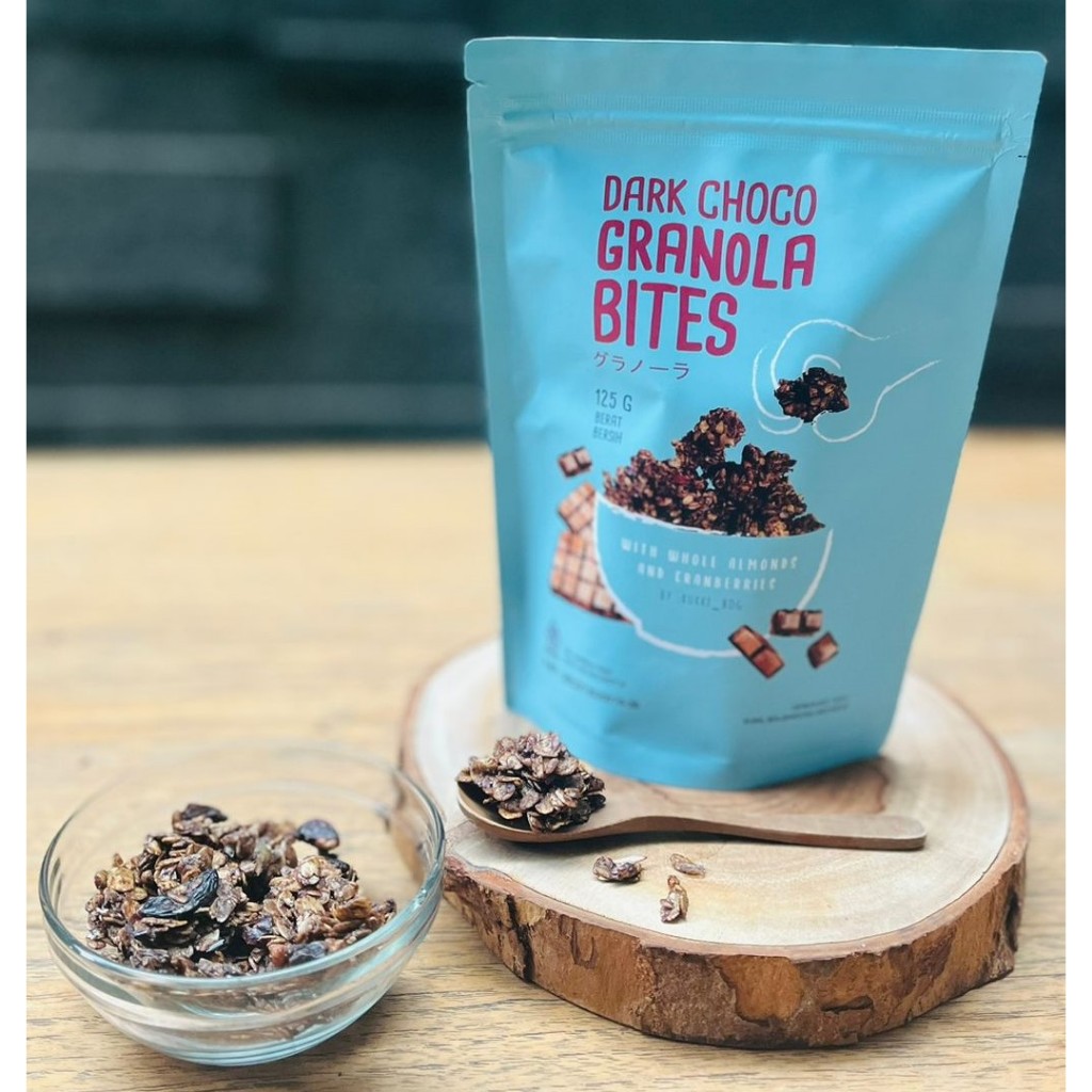 

DARK CHOCO GRANOLA BITES 125 GR COKLAT CHOCOLATE CEMILAN SARAPAN SEHAT